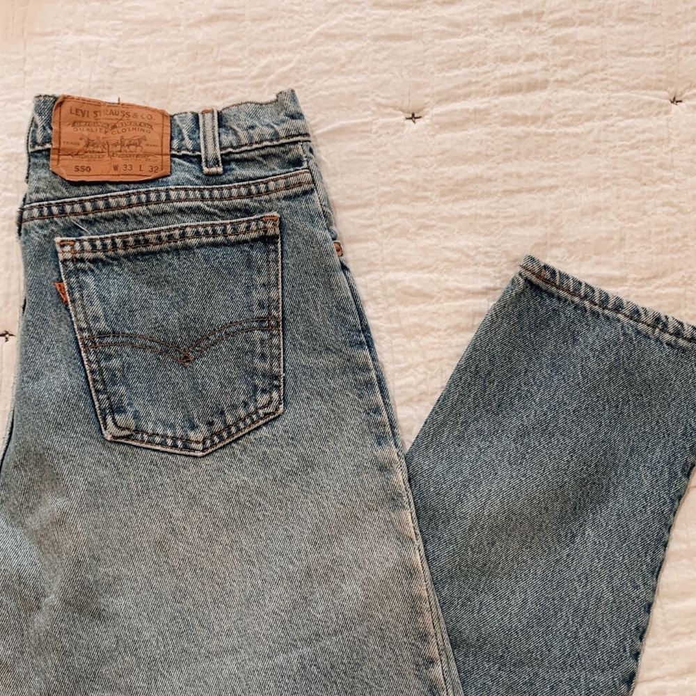RARE orange tab Vintage Levi’s 550 🌼